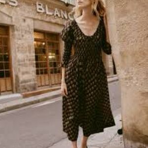 Doen Kaira Dress In Noir Meadowsweet Floral